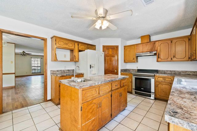 4999 Brooke Cove, Benton, AR 72019
