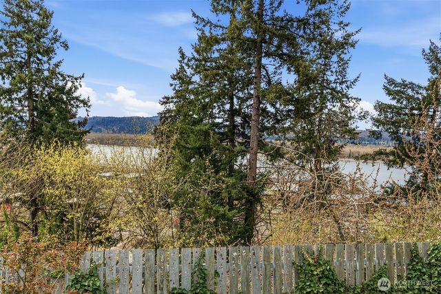 319 N 3rd Street, Kalama, WA 98625