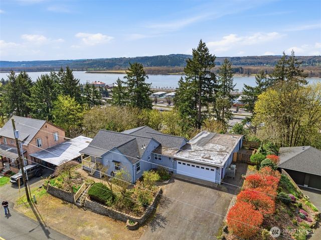 319 N 3rd Street, Kalama, WA 98625