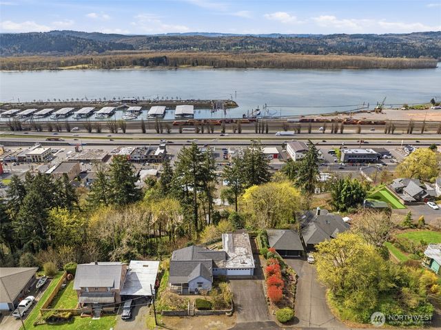 319 N 3rd Street, Kalama, WA 98625