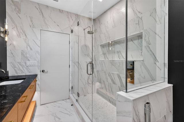 124 19TH AVENUE N, St Petersburg, FL 33704
