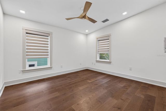 124 19TH AVENUE N, St Petersburg, FL 33704