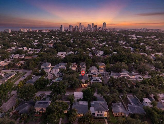 124 19TH AVENUE N, St Petersburg, FL 33704