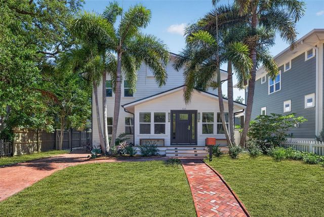 124 19TH AVENUE N, St Petersburg, FL 33704