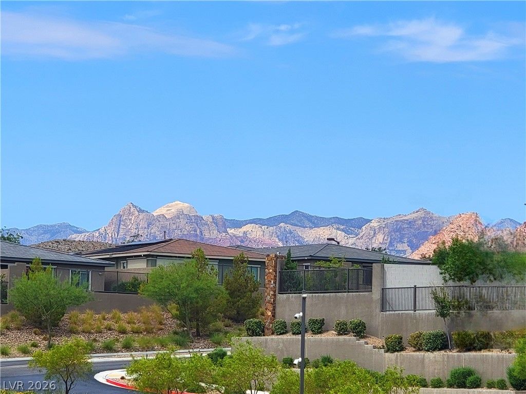 12571 Huckleberry Oak Avenue, Las Vegas, NV 89138 — photo 3
