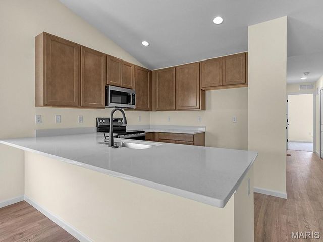 1079 Black Bear Drive, House Springs, MO 63051