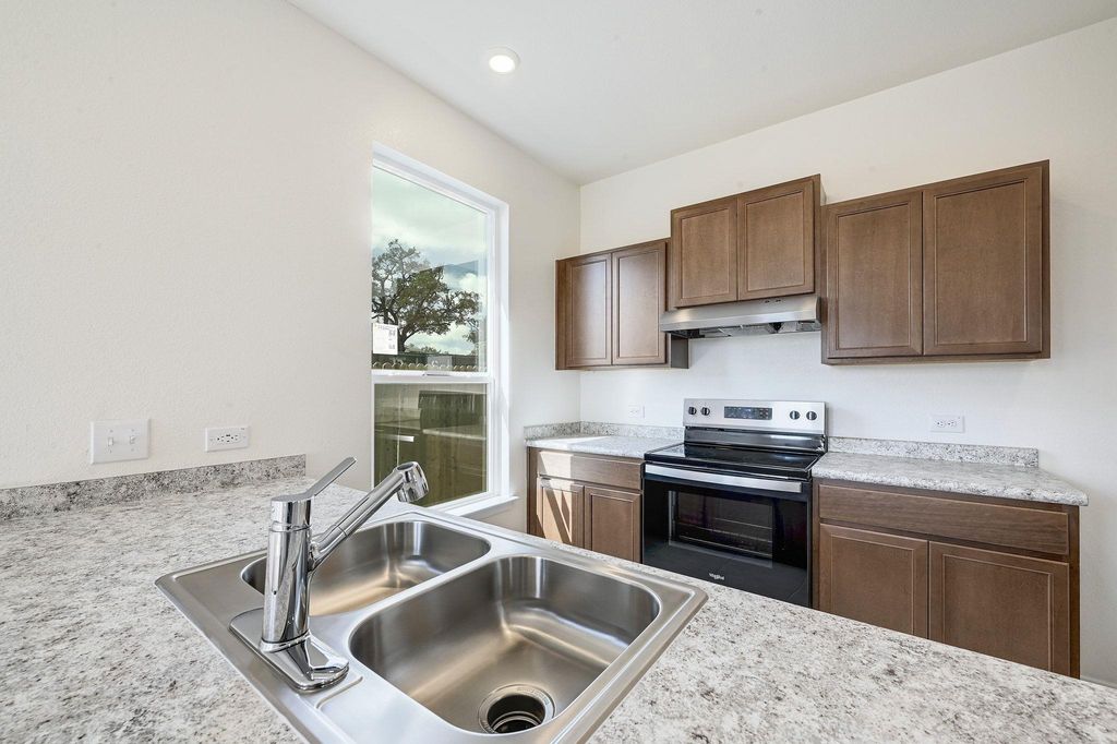 12113 Cantabria RD, Austin, TX 78748