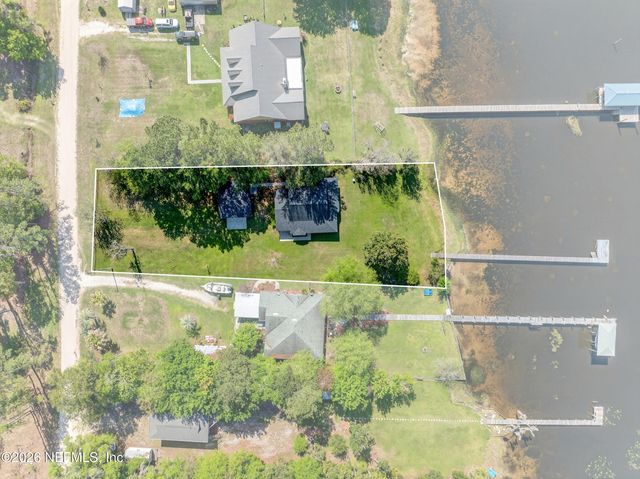 209 BEACH Drive, Florahome, FL 32140