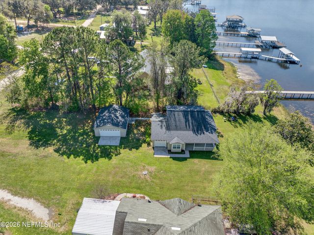 209 BEACH Drive, Florahome, FL 32140