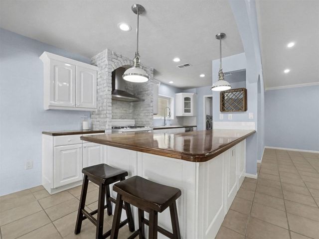 3203 Park Garden Drive, Houston, TX 77339