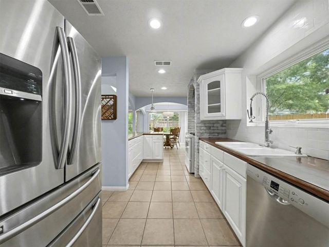 3203 Park Garden Drive, Houston, TX 77339