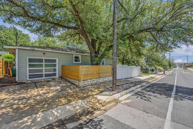 907 Chicon ST, Austin, TX 78702