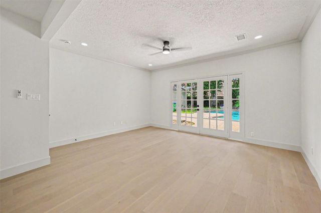 507 Commodore Way, Houston, TX 77079