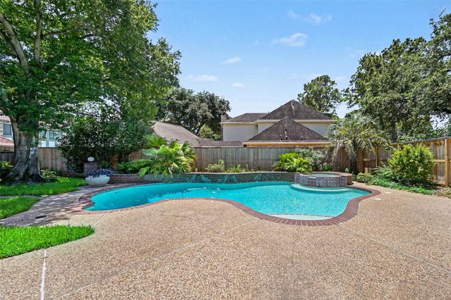 507 Commodore Way, Houston, TX 77079