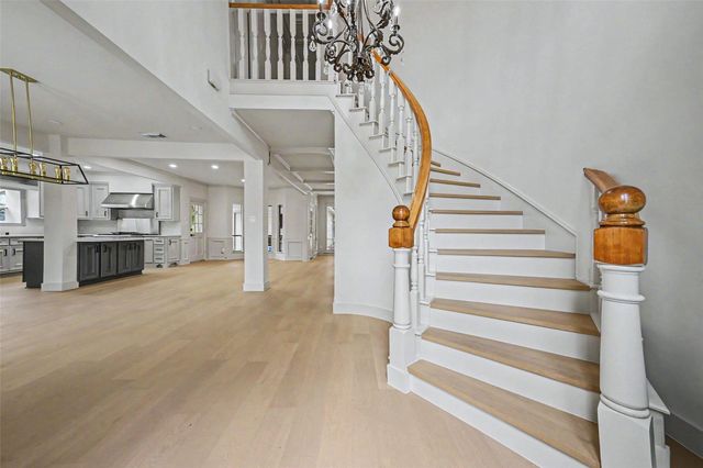 507 Commodore Way, Houston, TX 77079