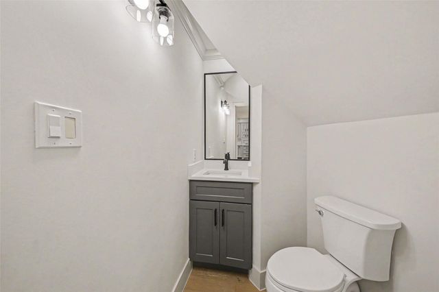507 Commodore Way, Houston, TX 77079