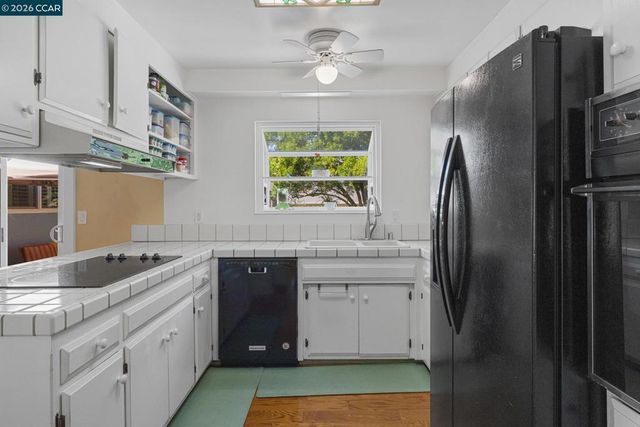 1869 Landana Dr, Concord, CA 94519