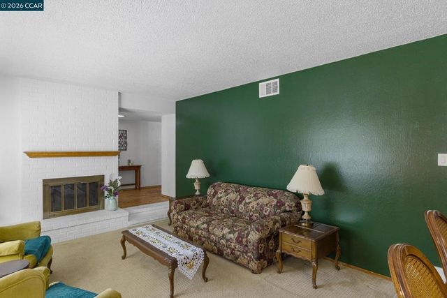 1869 Landana Dr, Concord, CA 94519