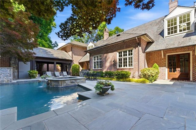 3275 Laramie Drive SE, Atlanta, GA 30339