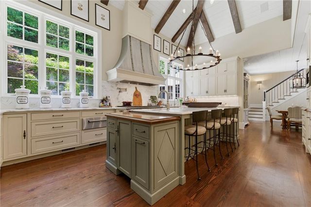 3275 Laramie Drive SE, Atlanta, GA 30339