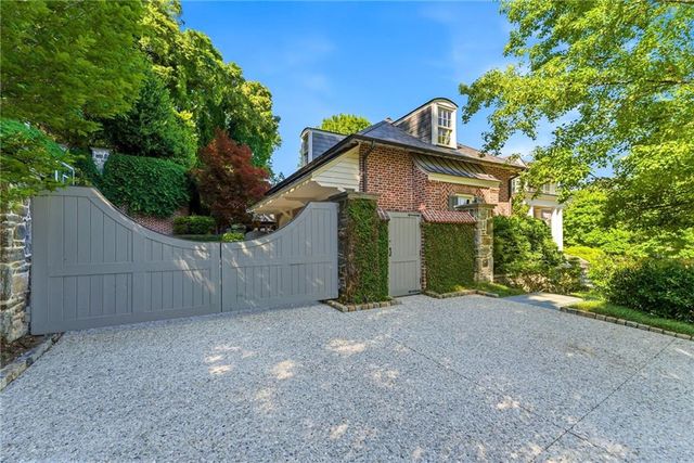 3275 Laramie Drive SE, Atlanta, GA 30339