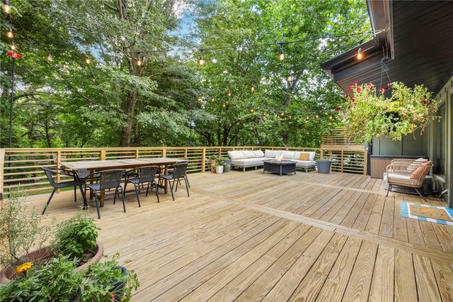 415 Holly Street, Fayetteville, AR 72703