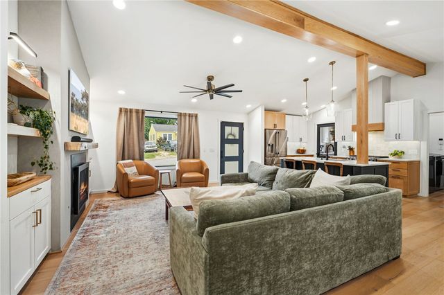 415 Holly Street, Fayetteville, AR 72703