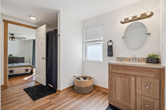 401 Brush Avenue, Urbana, IA 52345