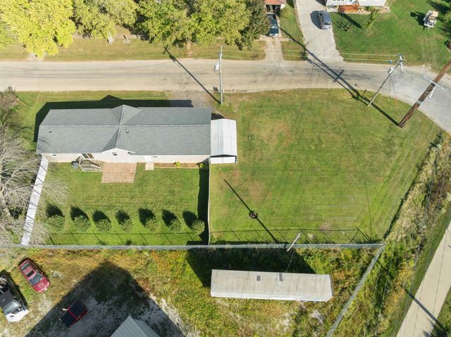 401 Brush Avenue, Urbana, IA 52345