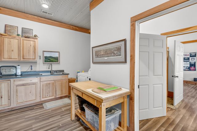 325 Freeman Ln, Hartsville, TN 37074