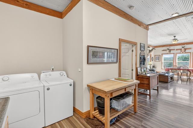 325 Freeman Ln, Hartsville, TN 37074