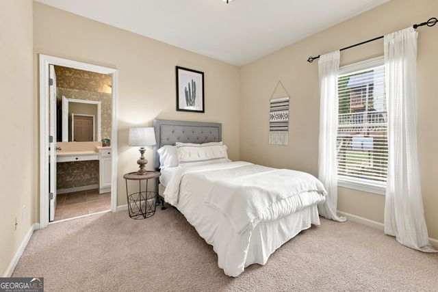 44 Fallen Oak Drive, Dallas, GA 30132