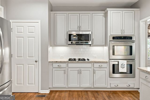 44 Fallen Oak Drive, Dallas, GA 30132