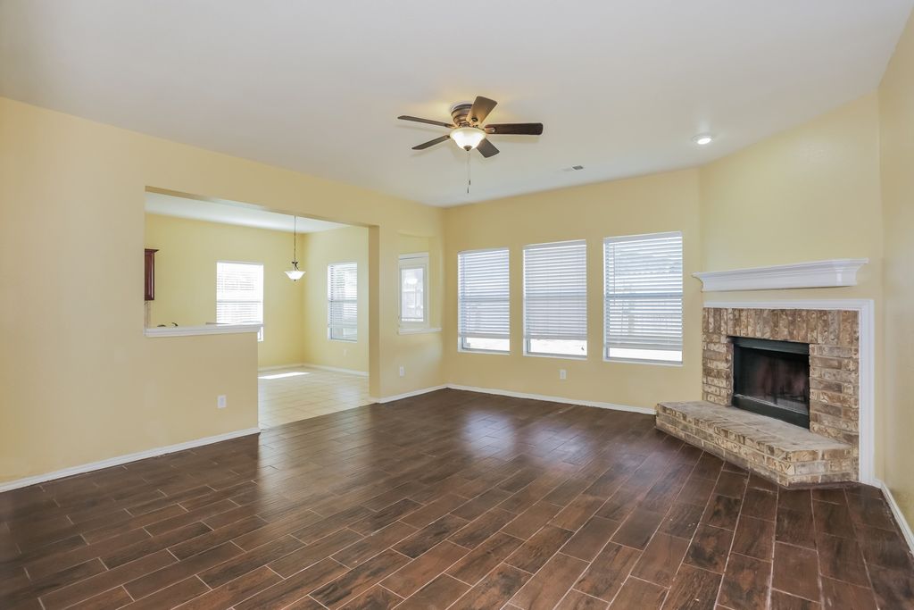 503 Ammonite Court, Arlington, TX 76002