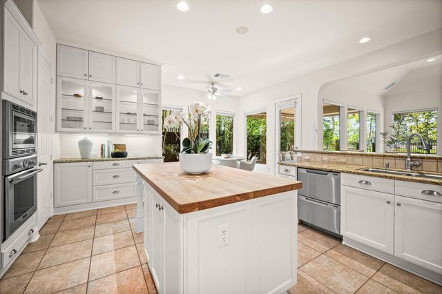 3010 Bonnebridge Way Boulevard, Houston, TX 77082