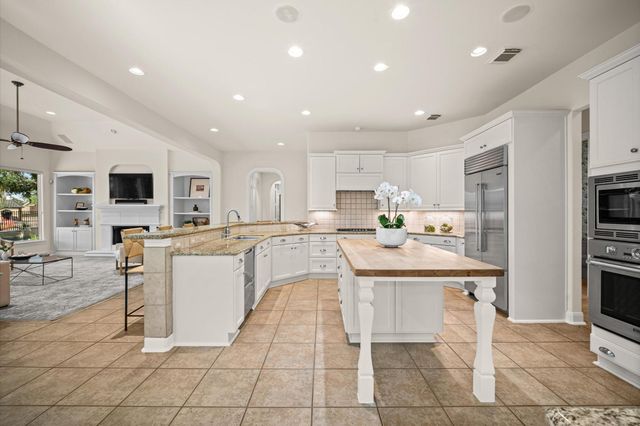 3010 Bonnebridge Way Boulevard, Houston, TX 77082