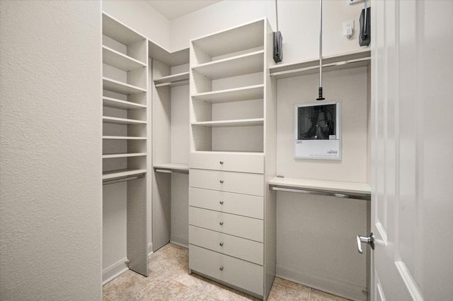 3010 Bonnebridge Way Boulevard, Houston, TX 77082