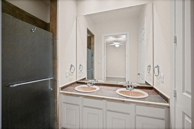 3010 Bonnebridge Way Boulevard, Houston, TX 77082