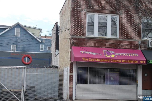 971 Bergen Street 1, Newark, NJ 07112