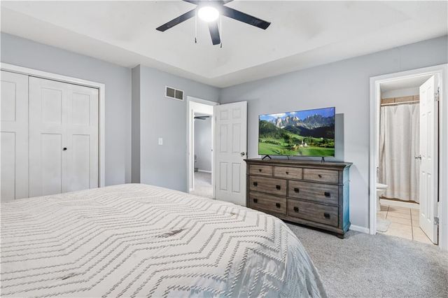 6221 ALBERVAN Street, Shawnee, KS 66216
