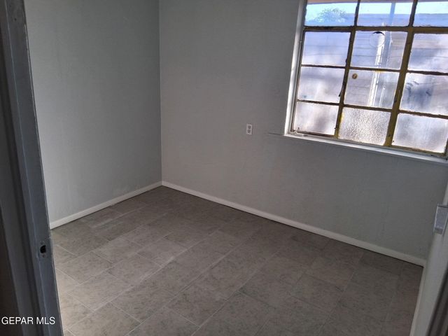 709 S Virginia Street, El Paso, TX 79901