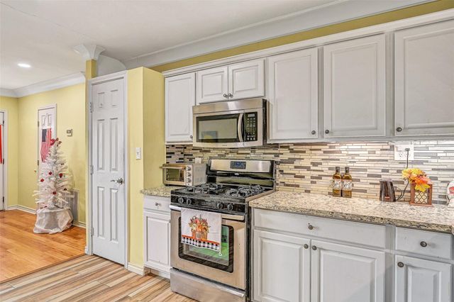 6605 Fairway Drive, Galveston, TX 77551