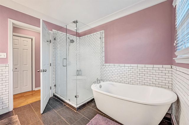 6605 Fairway Drive, Galveston, TX 77551