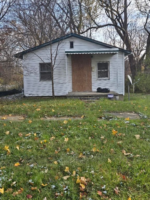 2221 Howard Avenue, Flint, MI 48503