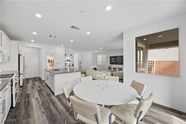 1291 Valencia Cliffs Avenue, Henderson, NV 89012