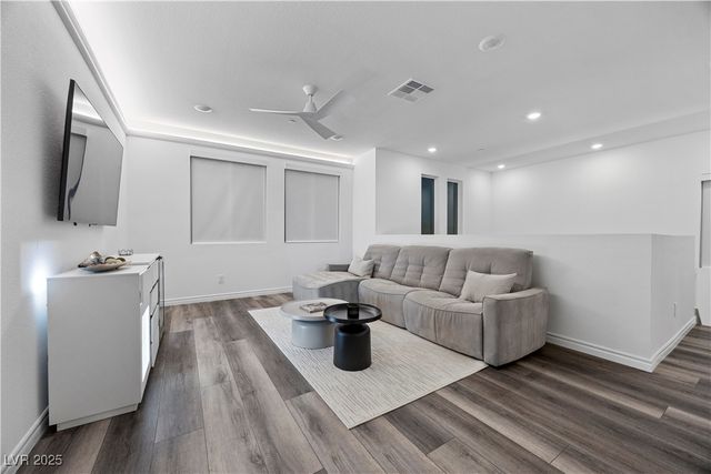 1291 Valencia Cliffs Avenue, Henderson, NV 89012