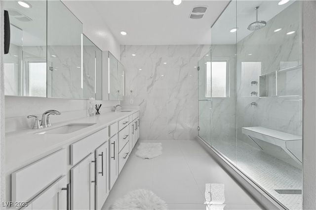 1291 Valencia Cliffs Avenue, Henderson, NV 89012