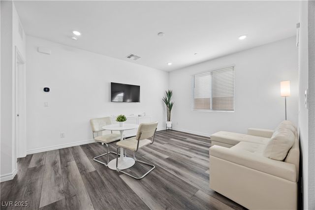 1291 Valencia Cliffs Avenue, Henderson, NV 89012