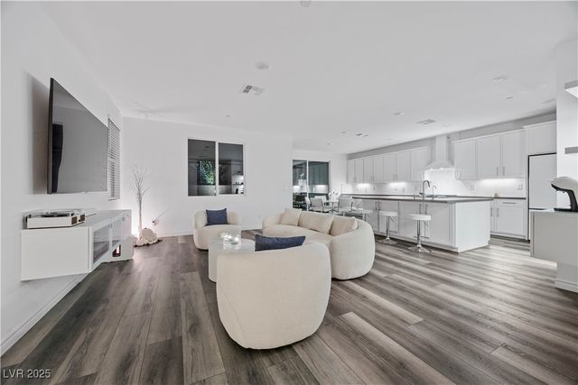 1291 Valencia Cliffs Avenue, Henderson, NV 89012