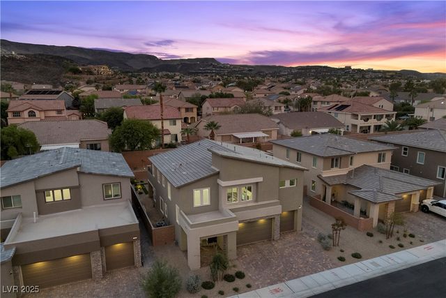 1291 Valencia Cliffs Avenue, Henderson, NV 89012